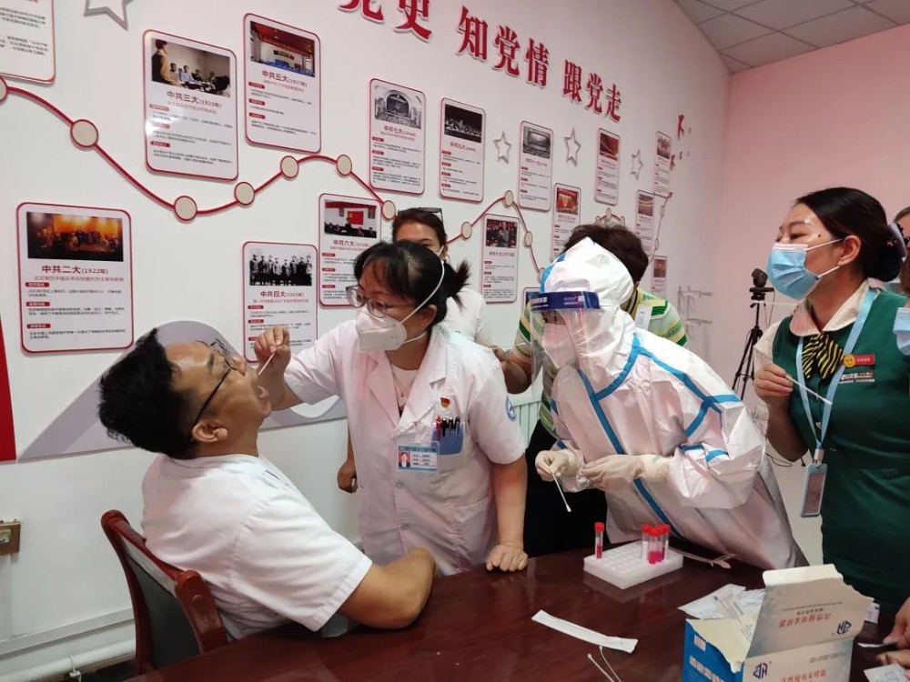 十一团组织开展疫情防控工作培训