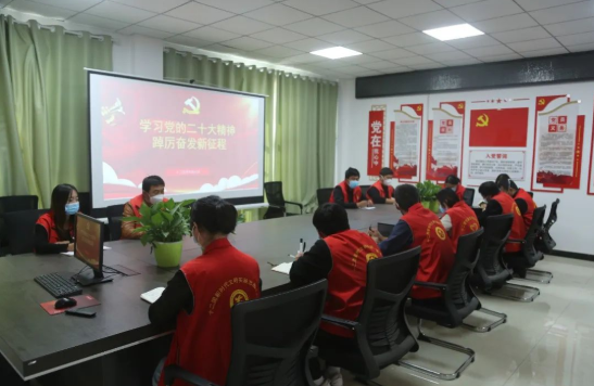 十二团组织召开“学习党的二十大精神 踔厉奋进新征程”主题宣讲会