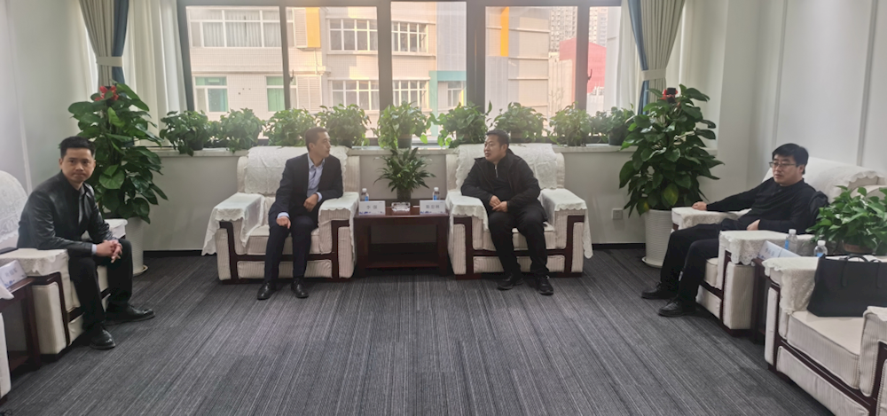 五团沙河镇党委副书记、团长陈忠林一行外出开展招商工作