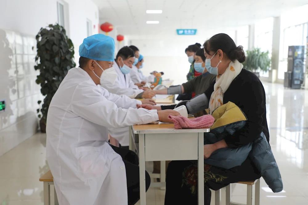 【医疗惠民】十二团开展全民免费健康体检活动