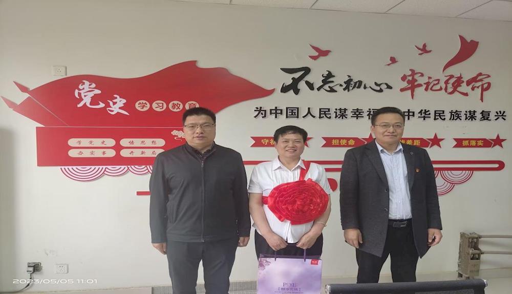 李风霞 ∣ 在医疗卫生岗位上奉献三十余载