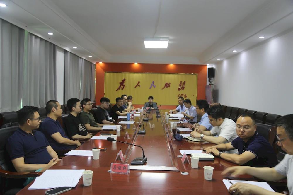 十二团召开企业家投资考察座谈会