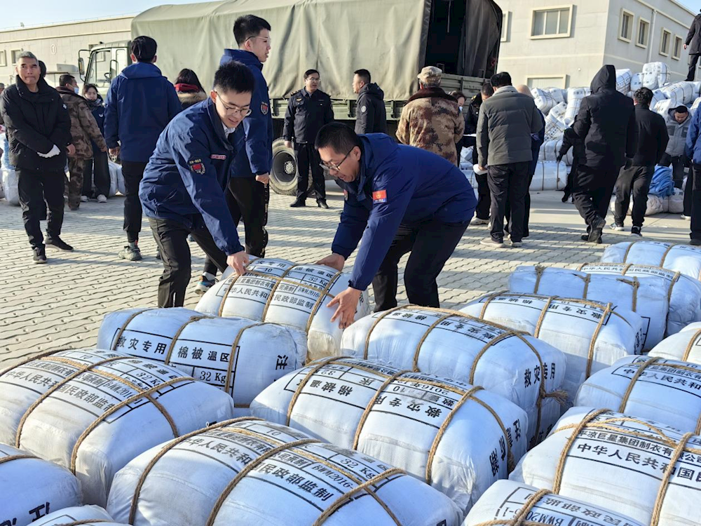 第一师阿拉尔市应急管理局：冬春救助在行动·岁寒情深暖民心