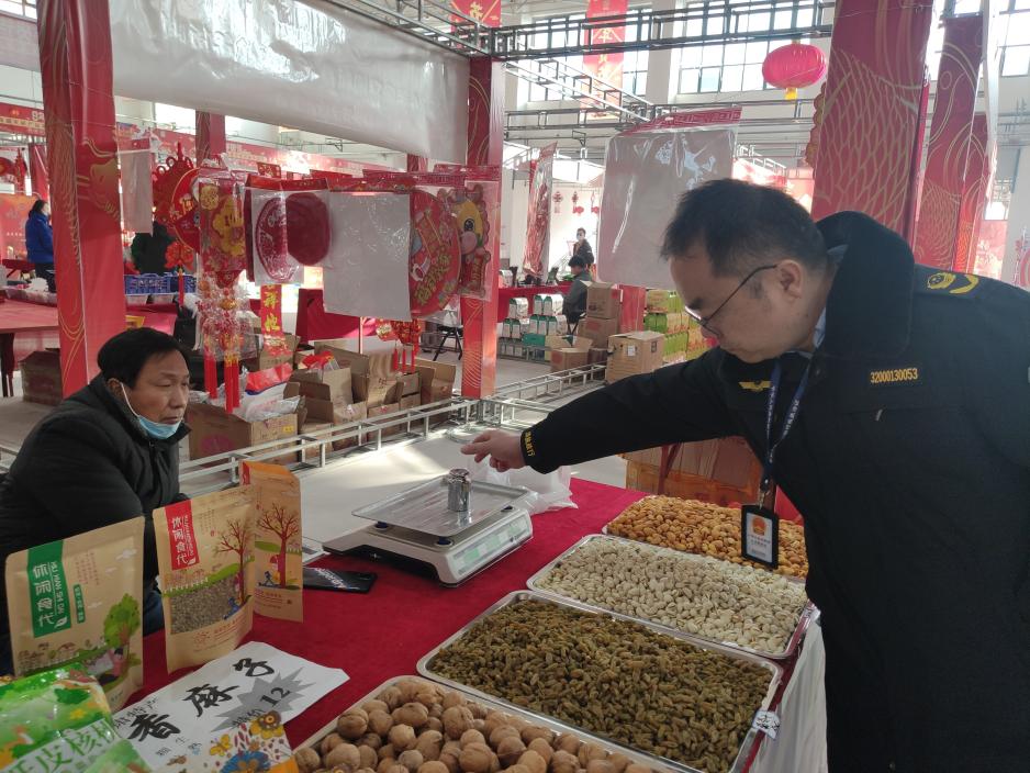 第一师市场监督管理局开展计量器具监督检查  营造放心消费环境